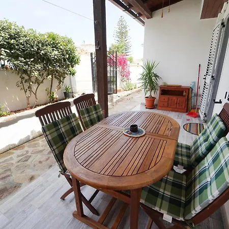 بيت للعطل Sardinian Cottage, 150m From The Sea, Private Garden *