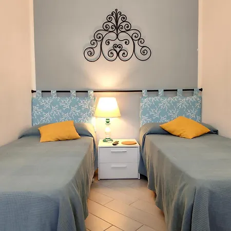 Sardinian Cottage, 150m From The Sea, Private Garden Prázdninový dům *