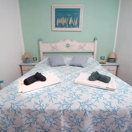 Sardinian Cottage, 150m From The Sea, Private Garden * Ольбия